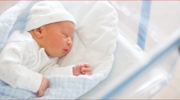 طريقة النوم الصحيحة للطفل حديث الولادة – افضل 3 طرق نوم الرضيع في الشهر الأول